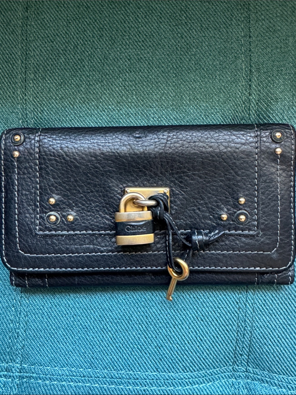 Chloé Paddington Black Pebbled Leather Wallet w/ Signature Padlock & Key